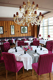 Euro-asiatisches Restaurant Sra Bua by Frank Heppner im "Kempinski Hotel Das Tirol" (©Foto: Marikka-Laila Maisel))